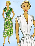 1940s Vintage McCall Sewing Pattern 7913 Junior Misses Dress Big Pockets Sz 33 B
