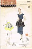 1950s Vintage Butterick Sewing Pattern 5531 Cute Scalloped Tea Aprons Fits All