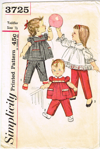 Simplicity 3725: 1960s Cute Baby Girls Play Clothes Vintage Sewing Pattern