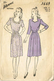 1940s Vintage Advance Sewing Pattern 3669 Junior Misses WWII Dress Size 11 29B - Vintage4me2