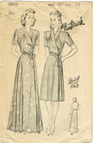 1940s Original Vintage Butterick Pattern 2003 Misses WWII Housecoat or Robe 30 B