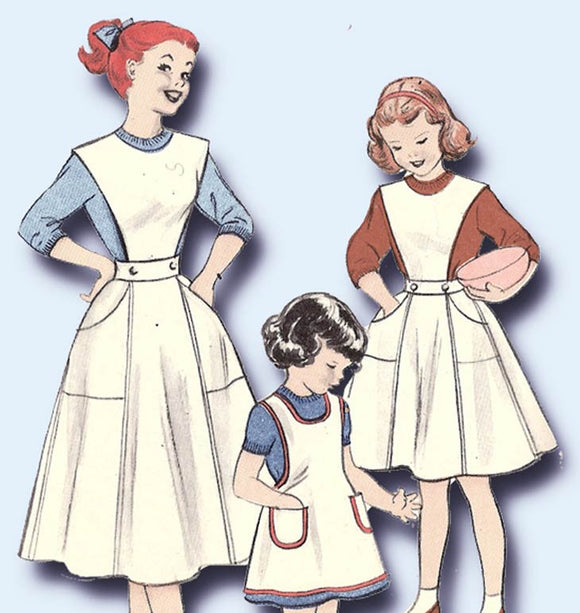 1950s Vintage Butterick Sewing Pattern 6238 Uncut Girls School Cooking Apron 32B