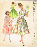 1950s Vintage McCalls Sewing Pattern 4091 Junior Misses Shirtwaist Dress Size 11