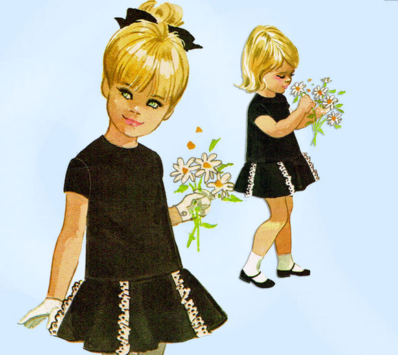 1960s Vintage McCall's Sewing Pattern 8521 Helen Lee Toddler Girls Dress Size 6
