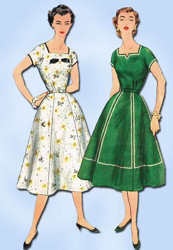 1950s Vintage Misses Easy Dress Uncut 1955 Simplicity Sewing Pattern 1136 39B