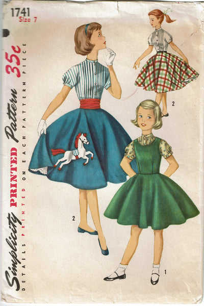 1950s Vintage Simplicity Sewing Pattern 1741 Uncut Girls Poodle Skirt Size 8