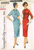 1950s Vintage Simplicity Sewing Pattern 2265 Uncut Misses Slenderette Dress 33 B