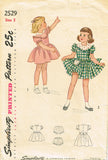 1940s Vintage Simplicity Sewing Pattern 2529 Toddler Girls Scalloped Dress Sz 5
