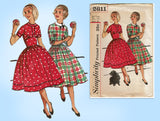 Simplicity 2611: 1950s Teen Misses Day Dress Size 33 B Vintage Sewing Pattern
