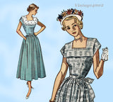 Simplicity 2908: 1940s Uncut Misses Easy Day Dress Sz 30B Vintage Sewing Pattern
