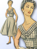 1950s Vintage Simplicity Sewing Pattern 4730 FF Misses Afternoon Dress Sz 39 B