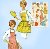 1960s Original Vintage Simplicity Sewing Pattern 6206 Cute Apron & Potholder Set