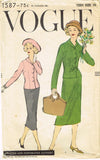 1950s Vintage Vogue Sewing Pattern 1587 Teen Misses Sheath Dress Size 10 30B