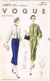 1950s Vintage Vogue Sewing Pattern 7977 Uncut Misses Boxy Suit Size 14 32 Bust