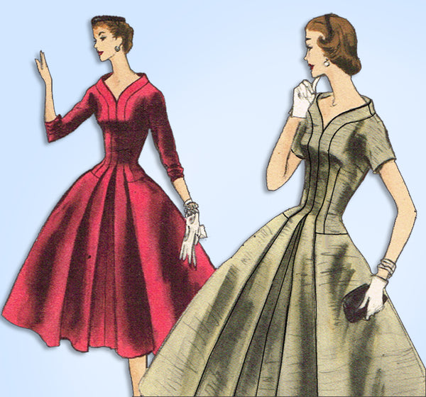 1950s Original Vintage Vogue Sewing Pattern 8671 Gorgeous Womens Dress Size 30 B